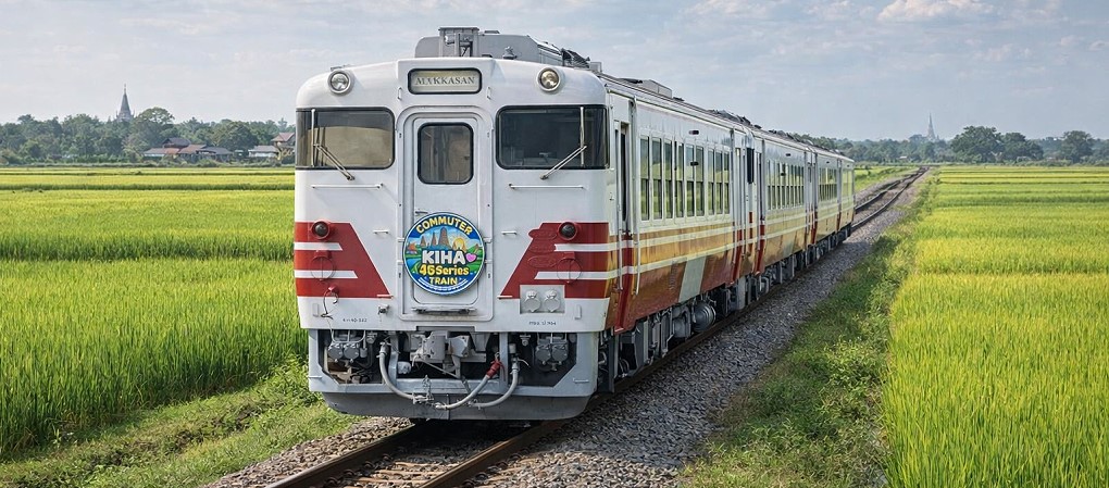 KiHa 40 train in Thailand